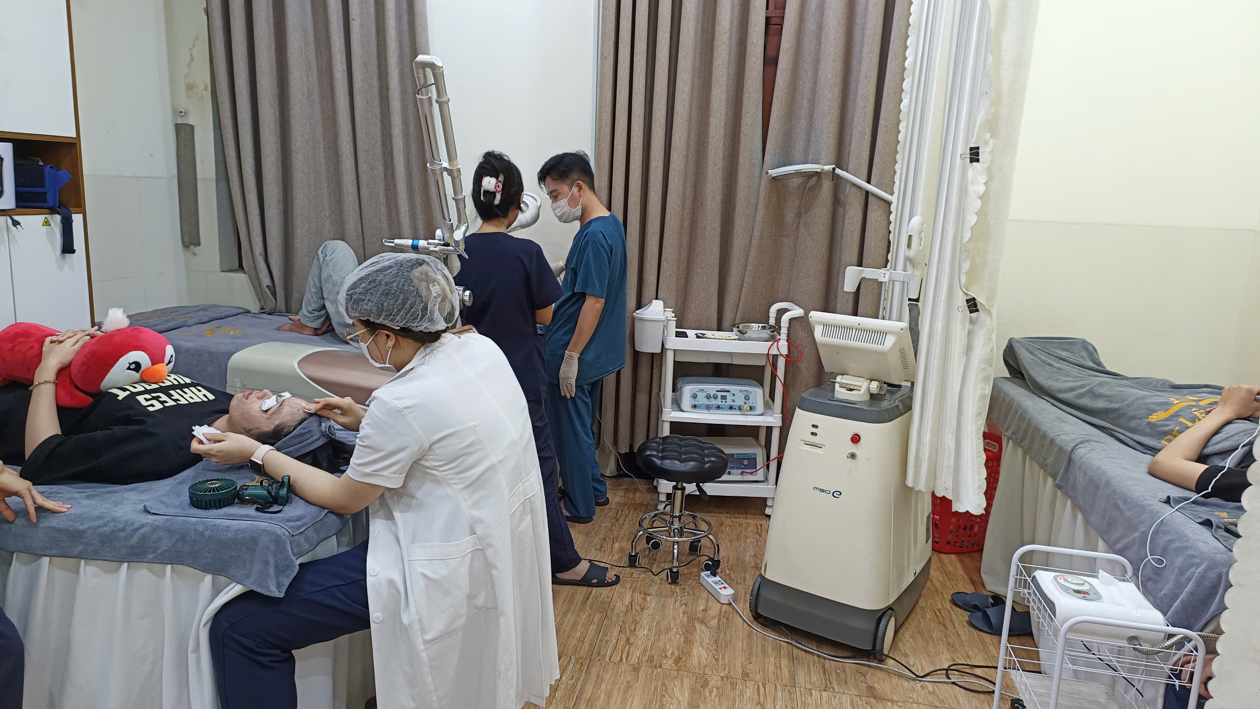 Công nghệ IPL trong điều trị mụn Phòng khám da liễu trị mụn Dr Lê Hiệu Bình Dương