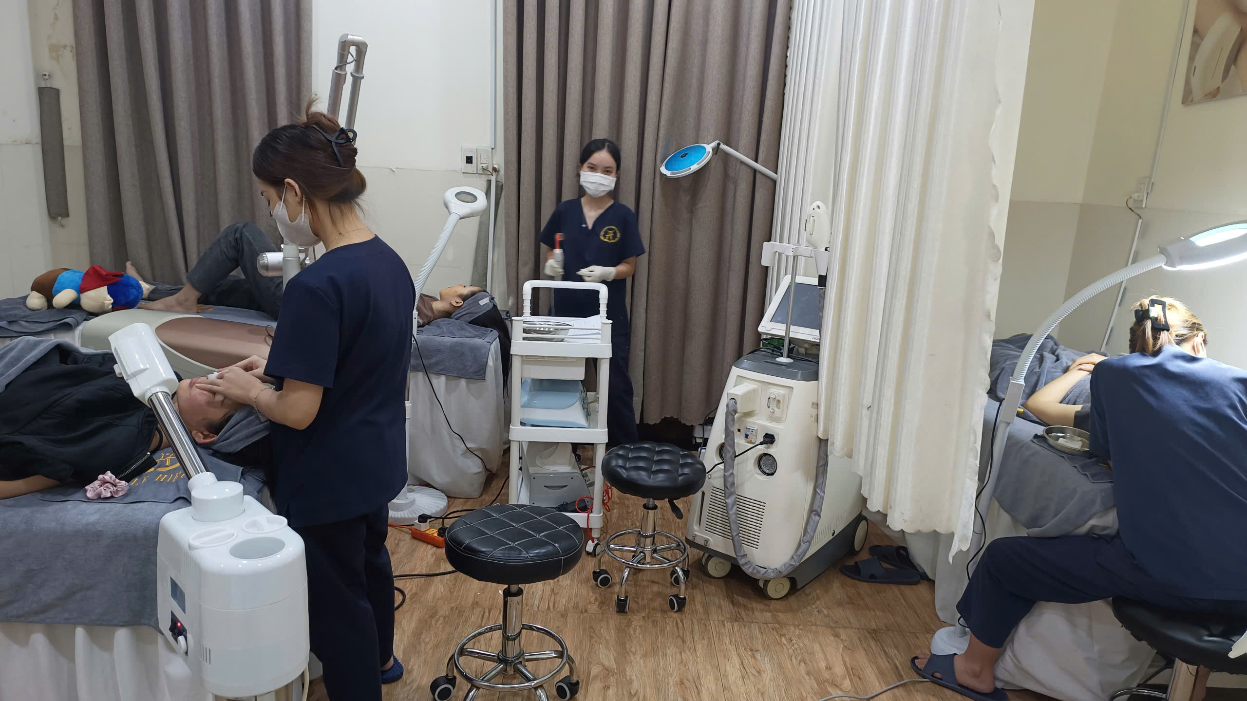Điều trị mụn viêm có dễ không? Phòng khám Da liễu Dr Lê Hiệu Bình Dương